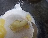 A picture of step 1 of Sponge Cake.