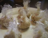 A picture of step 6 of Lotus Root Dumplings (Clear Soup Version).