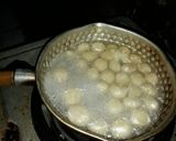 Foto langkah ke 5 dari resep Cilok kenyal + resep saus wenakk 👍👍👍.