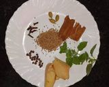 A picture of step 1 of Kashmiri Kahwa.