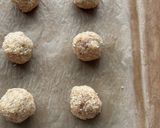 Foto langkah ke 3 dari resep Cookies Pisang Kelapa, Hanya 3 Bahan Utama.