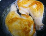 A picture of step 3 of Christmas Chicken in a Frying Pan.