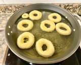 Foto del paso 7 de la receta: Rosquillas con preparado de flan “sin gluten”