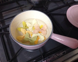 A picture of step 1 of Macaroni Soup with Broccoli and Bacon.