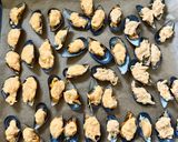 A picture of step 5 of Mussels with Cheese and Garlic.