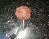 A picture of step 3 of Nutella lolipop.