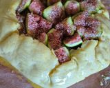 A picture of step 4 of Rustic Fresh Fig Tart.