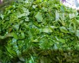 A picture of step 1 of Palak paneer.