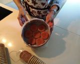Foto del paso 4 de la receta: Tarta de limón y galletas (sin horno)