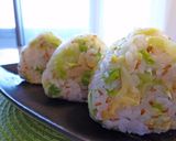 A picture of step 3 of Cabbage Rice Balls.