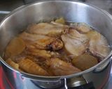 A picture of step 5 of Pressure Cooked Tender Chicken Wings and Daikon.