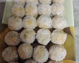 A picture of step 3 of Potato cheese balls.