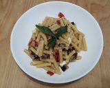 Pas rețetă Paste sedanini cu vinete, roșioare și mozzarella 10 fotografie