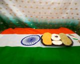 ત્રિરંગી ઈડલી (Tricolor Idli Recipe In Gujarati) રેસીપી સ્ટેપ4ફોટો