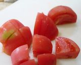 A picture of step 1 of Spicy But Juicy Chili Shrimp With Tomato.