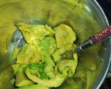 Foto langkah ke 1 dari resep Saus guacamole.
