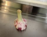 Une image de l'étape 1 de Champignons de Paris à l’ail frais, crème et coriandre.