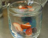 A picture of step 2 of Fizzy Soda Jelly.
