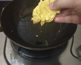 A picture of step 3 of Piaji / pyaji (odia snack).