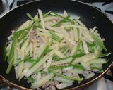 A picture of step 3 of Refreshing Potato Stir-Fry.