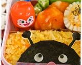 A picture of step 7 of Easy Little Piggy Bento.
