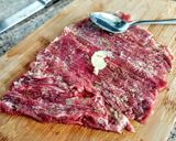 Foto del paso 1 de la receta: MILANESA a🐎Caballo con Hogao Colombiano y Tocineta🥓...!