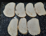 Foto del paso 5 de la receta: Pan con manteca a las hierbas y queso (al horno)