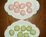 A picture of step 3 of Flower Viewing Mochi Dumplings.