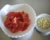 A picture of step 3 of Japanese-Style Simmered Shrimp and Nagaimo Yam with Tomatoes.
