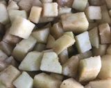 A picture of step 3 of Apple Crumble 🍏.