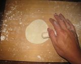 A picture of step 10 of Juicy Fried Gyoza.