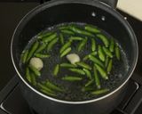 Foto langkah ke 4 dari resep Bihun Goreng Putih Devina Hermawan.
