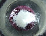 A picture of step 3 of Fluffy Strawberry Steamed Bread.