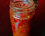 A picture of step 5 of Red chilli pickle.