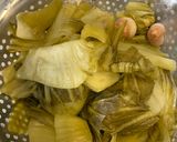 Hình bước làm 2 của món Canh Bò Nấu Dưa Cải Chua