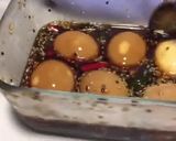 A picture of step 3 of Korean Style Marinated Eggs (Mayak Gyeran).