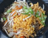 Foto langkah ke 7 dari resep Japchae shirataki khas korea.