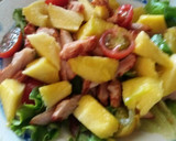 Foto del paso 4 de la receta: Ensalada de pechuga de pavo con mango