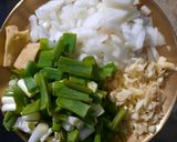 Foto langkah ke 1 dari resep Sup Ayam Hainan.