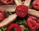 Foto del paso 4 de la receta: Ensalada de ventresca, con tomate, aceitunas y lechuga roble de l’ hortet