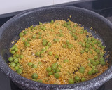 Foto del paso 2 de la receta: Arroz integral de cigalitas con fondo de restos pescado asado