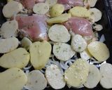 Foto del paso 9 de la receta: Pollo al horno con papas y lemongrass 🍗🥔