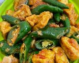 Foto langkah ke 7 dari resep Tumis cabe ijo tahu.