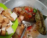 Foto langkah ke 4 dari resep Mangut Santan Pedas.