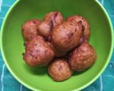 Foto langkah ke 4 dari resep Kue Cekodok Kak Ros (Upin Ipin).