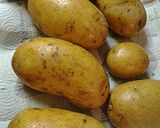 A picture of step 1 of Skye's microwaved potatoes.