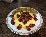 Foto del paso 5 de la receta: Tropezones de panceta con col fermentado sobre masa de maíz