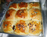 Foto langkah ke 5 dari resep Roti Sobek.