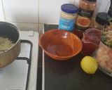 A picture of step 1 of Quick prawns curry.