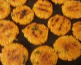 A picture of step 3 of Leftover rice tikki.